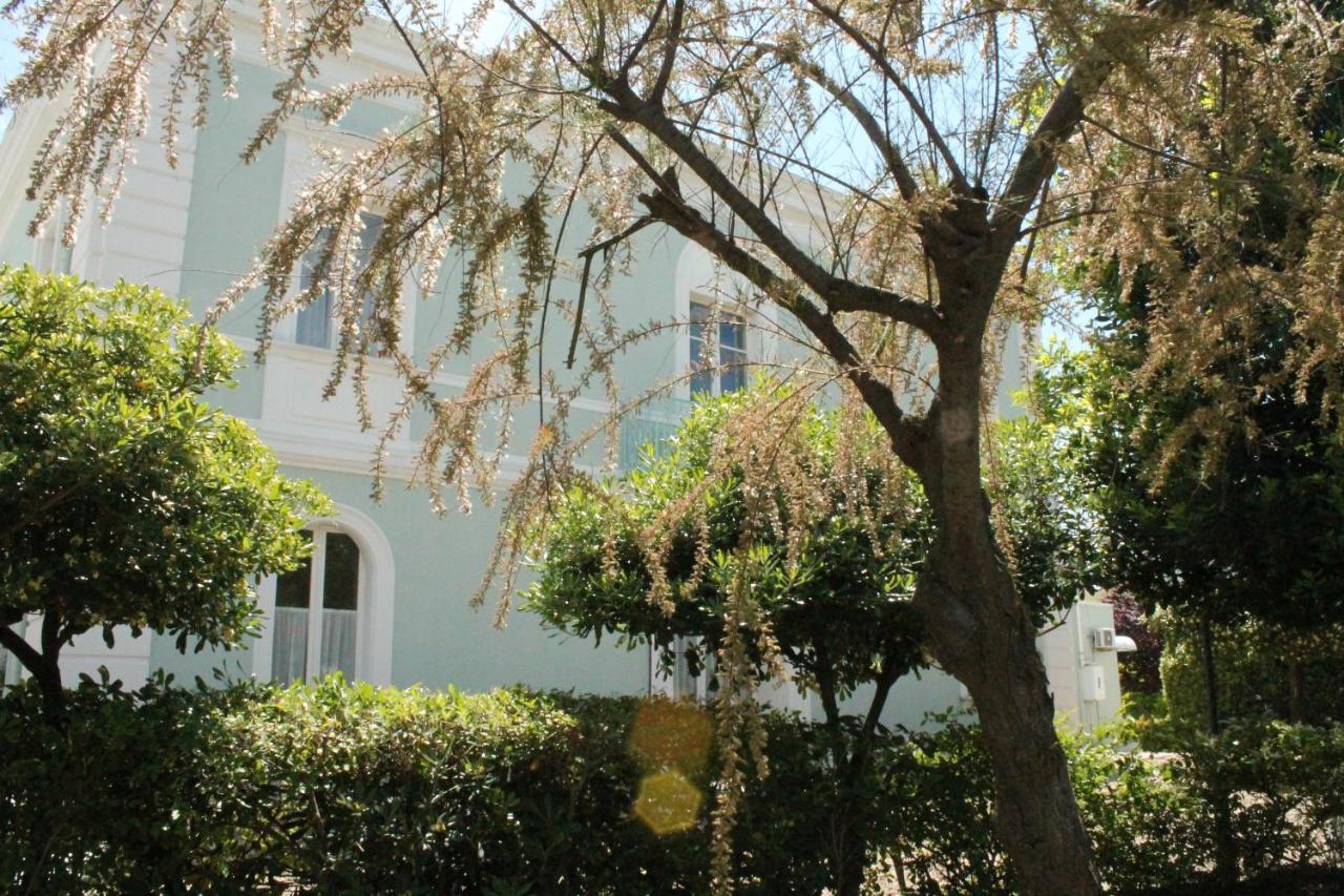 Villa Arlini Пинето Экстерьер фото